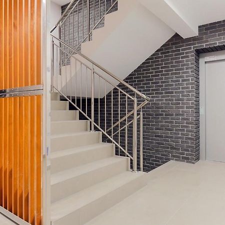 Апартаменты Bialy Apartament Centrum Колобжег Экстерьер фото