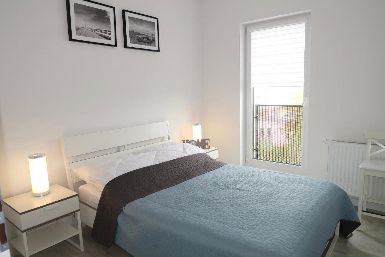 Апартаменты Bialy Apartament Centrum Колобжег Экстерьер фото